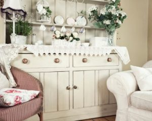 stile shabby chic arredamento salotto