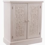 Credenza intagliata in pino e MDF