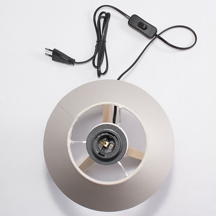 Lampada in legno - immagine 4