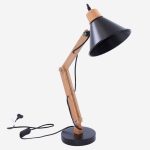Lampada da scrivania nera