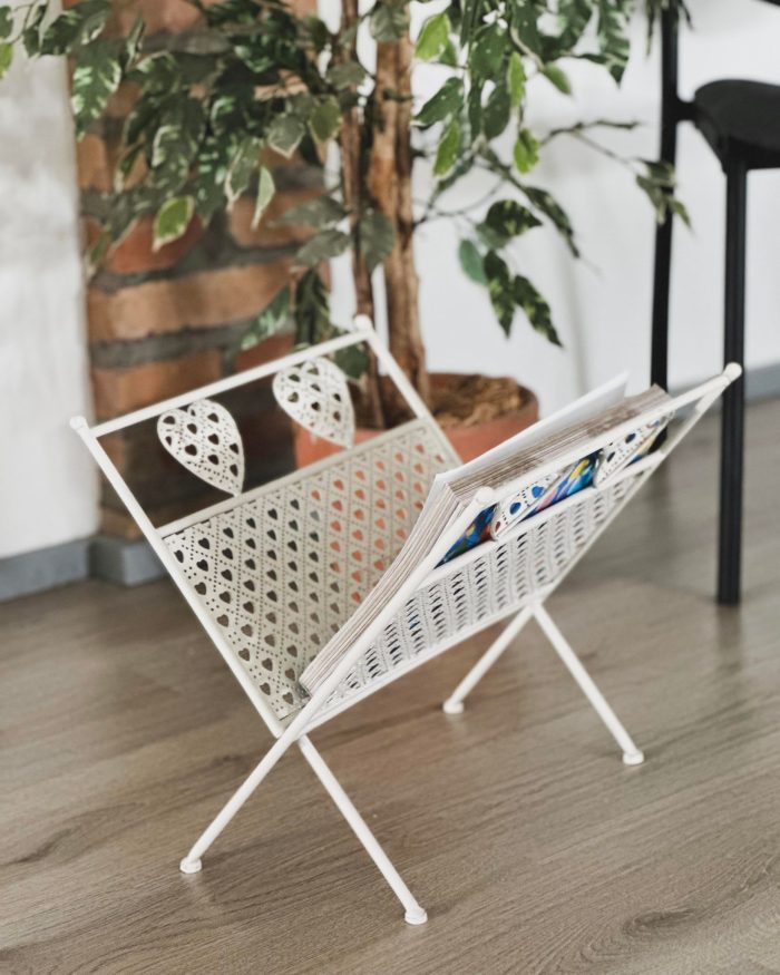 Portariviste in ferro bianco - immagine 2