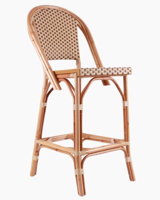 Sgabello alto in rattan