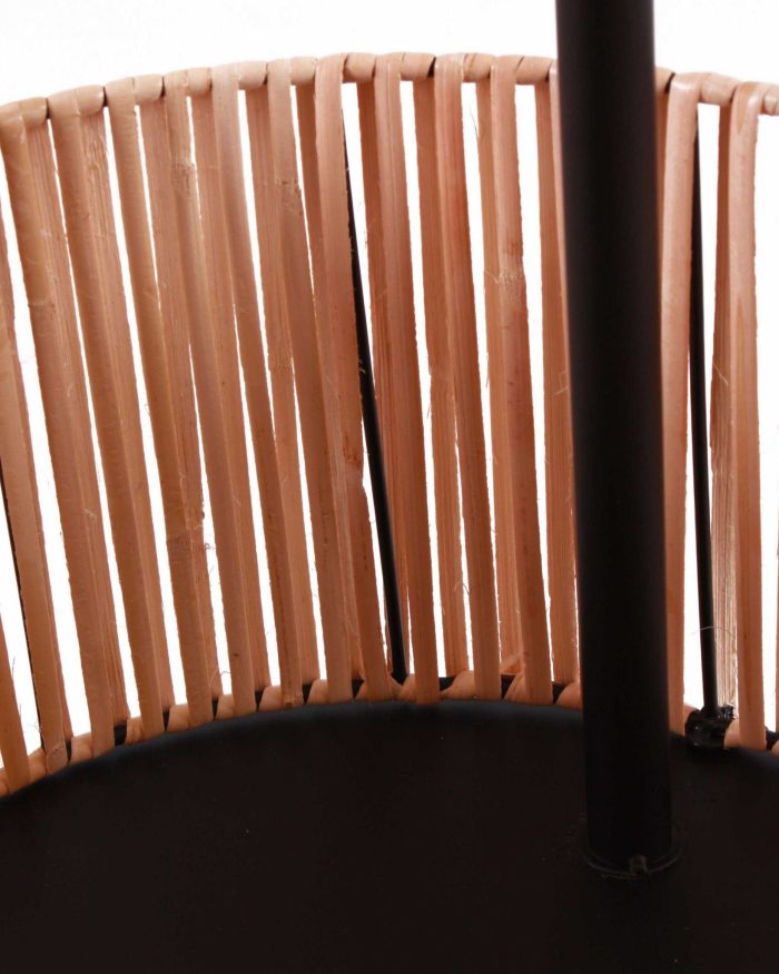 Appendiabiti in ferro nero e vimini su ruote - immagine 2