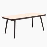 Tavolo da pranzo in legno e metallo