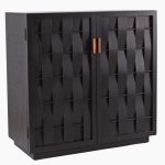 Credenza nera in legno di pino intrecciato Macao