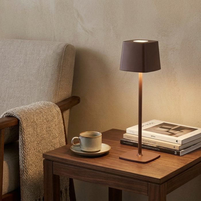 Lampada a led touch “Roma” marrone con 3 colorazioni luce - immagine 2