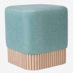 Pouf in tessuto turchese e bambù