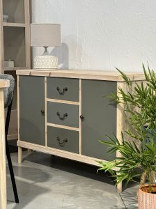 Mobili moderni, Credenza Elisabetta