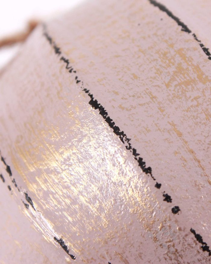 Pallina decorativa natalizia in mdf con righe - immagine 2