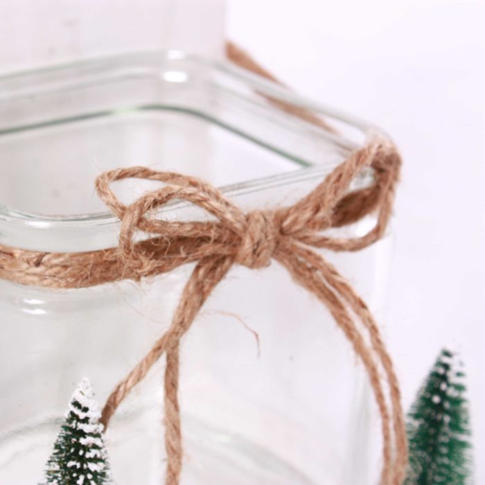 Portacandela in legno di balsa bianco con piccole decorazioni natalizie - immagine 4