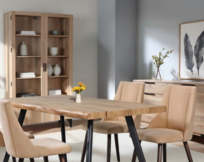 Mobili moderni: la collezione Dino in legno massello di mango e metallo