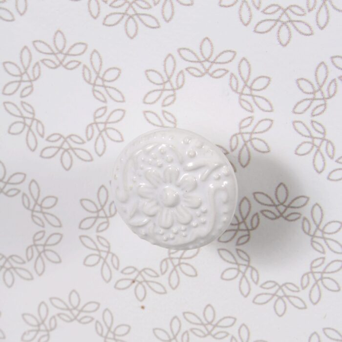 Cassettiera Beige in Paulownia con 4 Cassetti e Pomelli in Ceramica - immagine 4