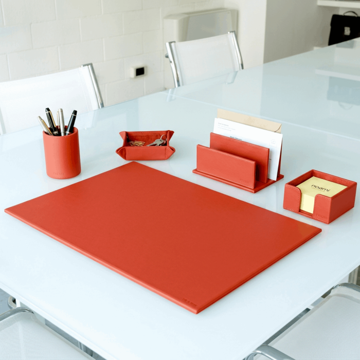 Set Ufficio in Pelle di Vitello Rosso Piano da Scrivania con Porta Penne, Oggetti, Lettere e bigliettini - immagine 5
