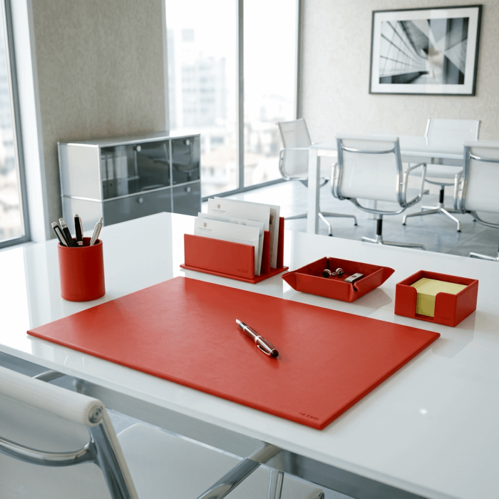 Set Ufficio in Pelle di Vitello Rosso Piano da Scrivania con Porta Penne, Oggetti, Lettere e bigliettini - immagine 2