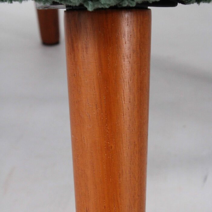 Poltrona "Elfo" in tessuto verde effetto bouclé - immagine 8