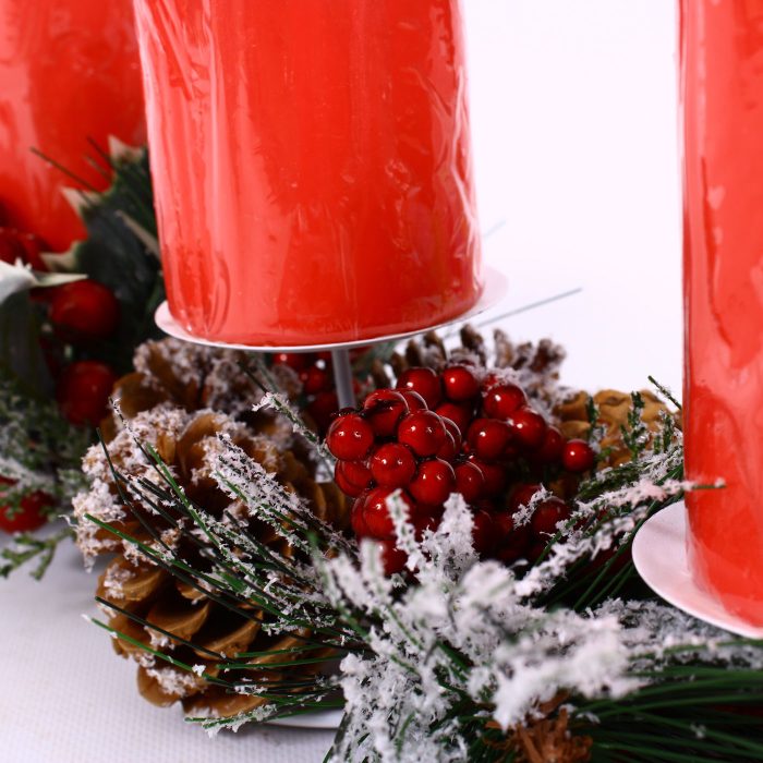 Portacandele natalizio decorativo con 3 candele rosse incluse - immagine 4