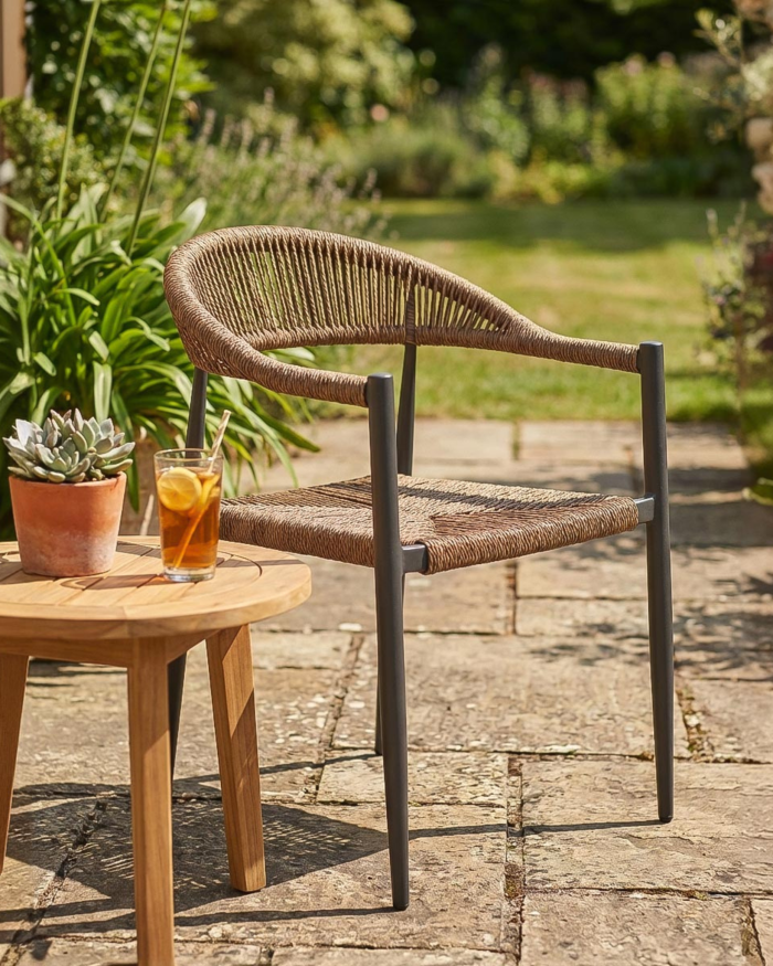 Poltrona in alluminio "Greta" colore antracite e PVC marrone - immagine 2