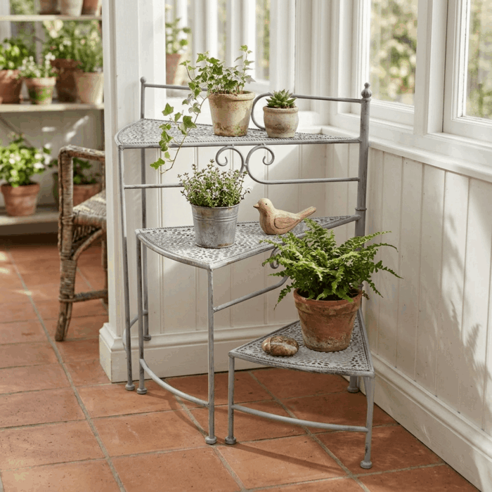 Scaletta portapiante in metallo grigio anticato 3 piani ripieghevole 53X31H65 cm - immagine 2